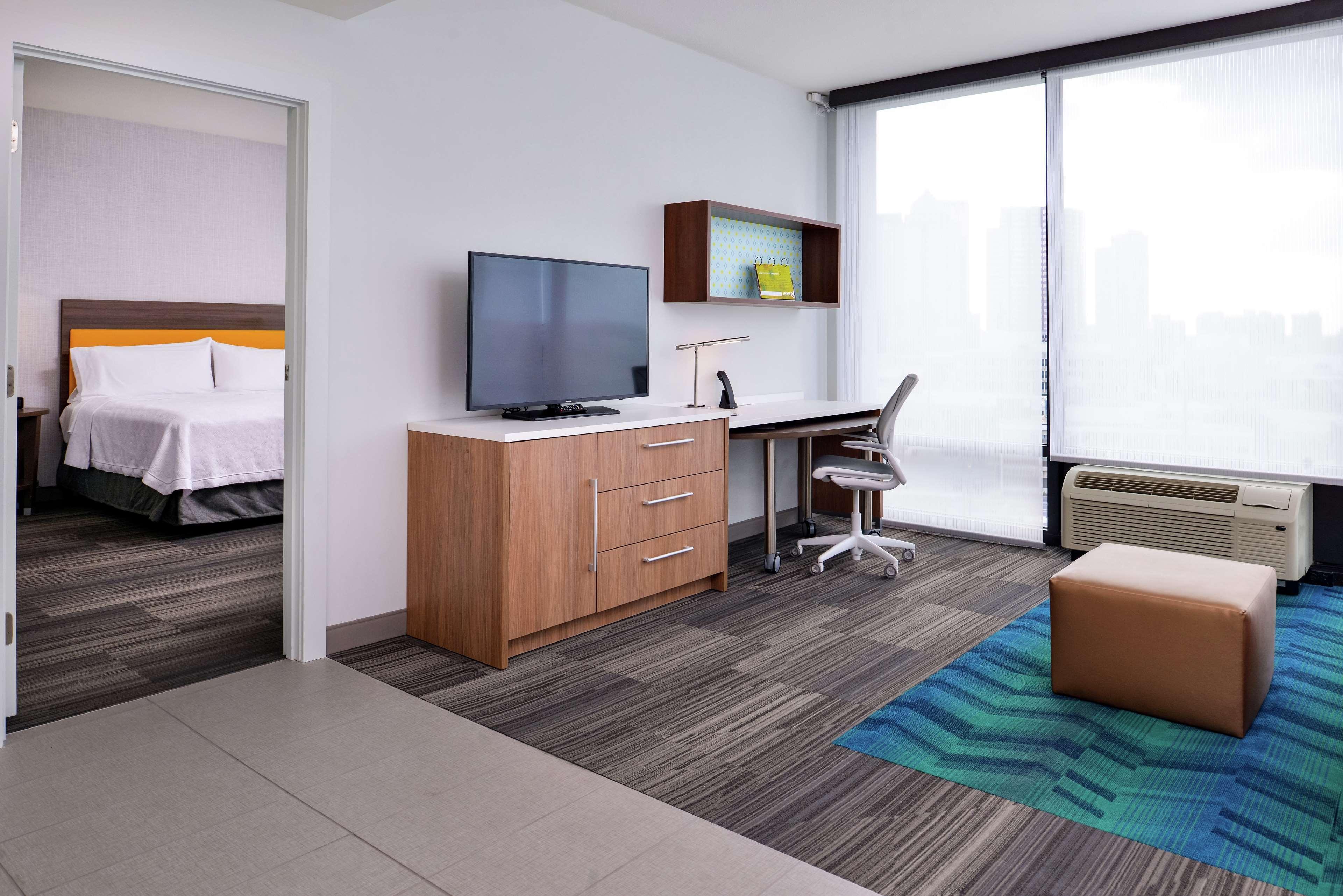 Home2 By Hilton Downtown Channel District Hotel Tampa