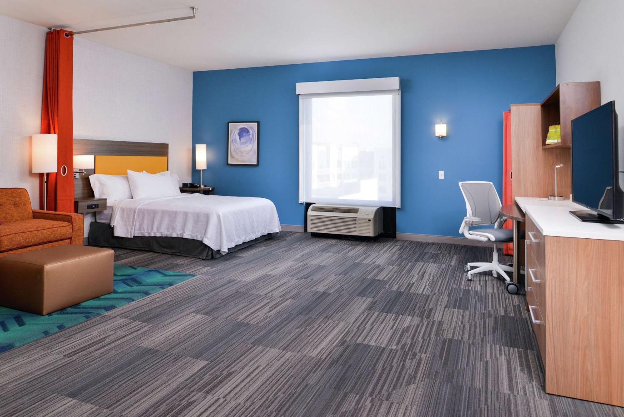 Home2 By Hilton Downtown Channel District Hotel 3*
