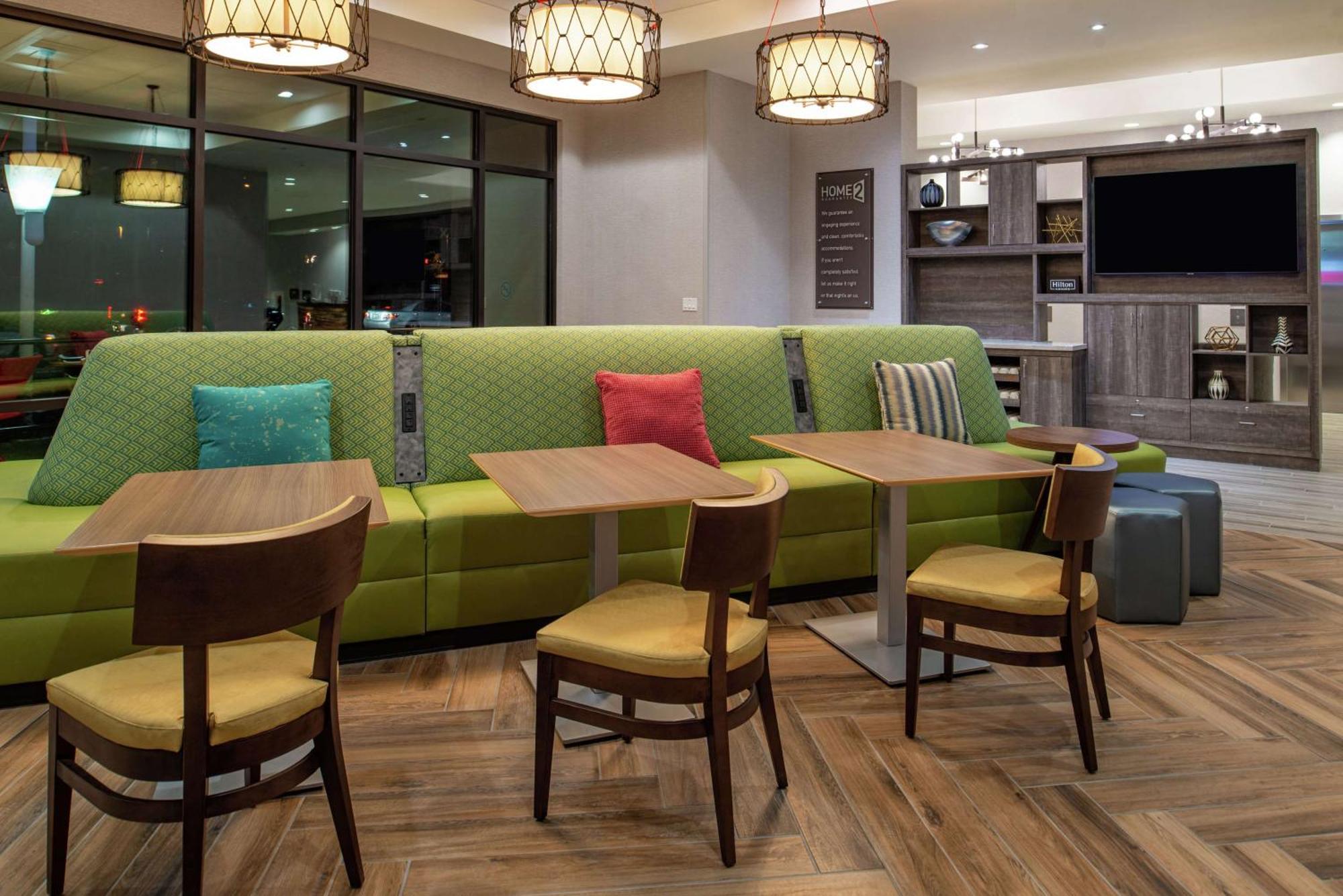 Hotel Home2 By Hilton Downtown Channel District 3*